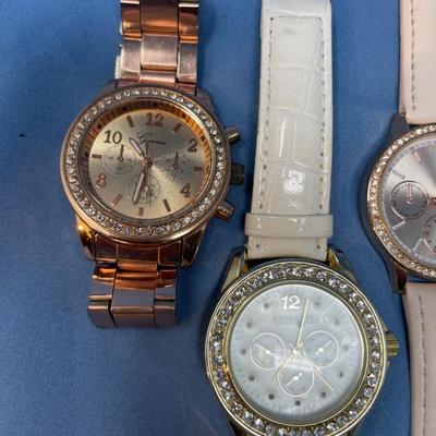 Sale Photo Thumbnail #399: Untested, minor wear.  Probably need batteries.