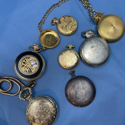 Sale Photo Thumbnail #410: 2 don't work, the rest probably need batteries!