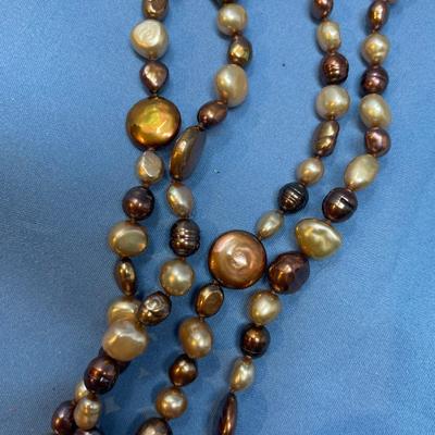 Sale Photo Thumbnail #422: dyed, various size pearls.