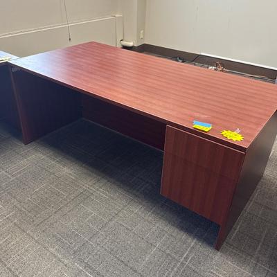 4O2-Desk