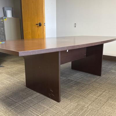 4P2-conference table