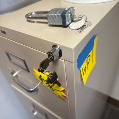 4P1-file cabinet plus extras