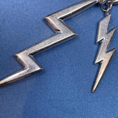 Sale Photo Thumbnail #503: Don't know what this is supposed to be, as it is on a long wire.  I would definitely suggest repurposing them!  12.5 grams total weight.