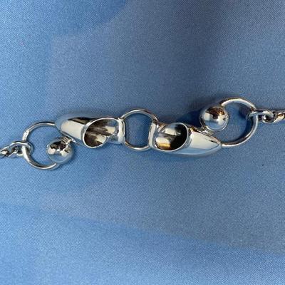 Sale Photo Thumbnail #507: Great 50s modern style.  32 grams total weight.