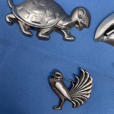 Sale Photo Thumbnail #567: Very nice, Taxco & others! 25.5 grams total weight.