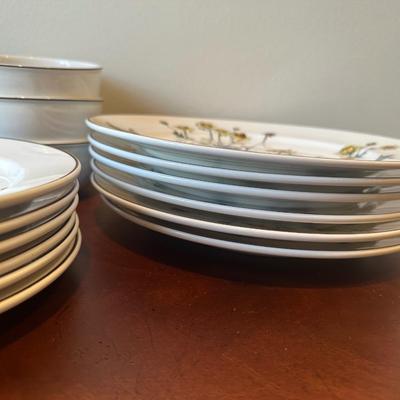 Villeroy & Boch “Botanica” Porcelain Dishware