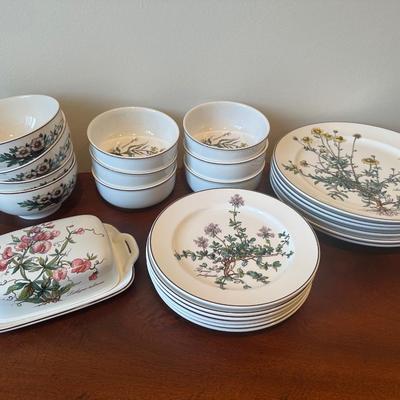 Villeroy & Boch “Botanica” Porcelain Dishware