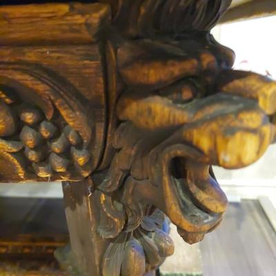 hand-carved 17th–early 18th century Italian Baroque Desk
