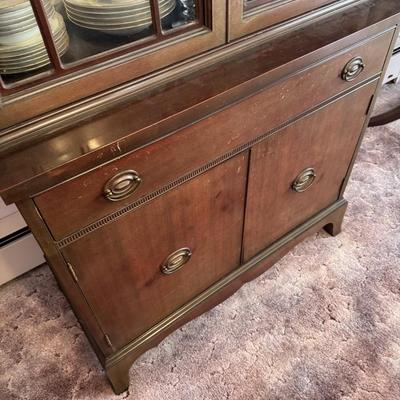 Duncan Phife China Cabinet