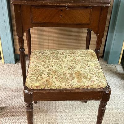 LOT 425: Vintage Sewing Machine Table and Bench