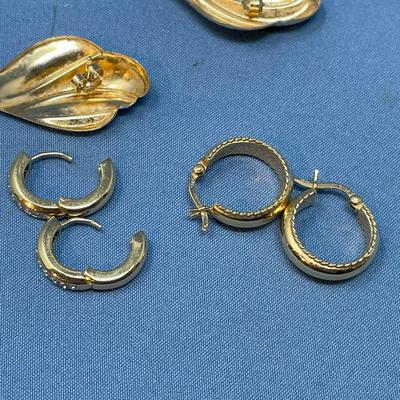 Sale Photo Thumbnail #612: 3 sets, the hoops are heavier weight.  The shell looking ones are thin gold. 7.4 grams total weight.