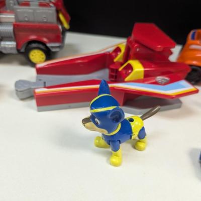 Paw Patrols Dogs & Vehicles