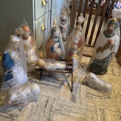 New Vintage Nativity Blow Mould Set