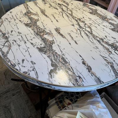 MCM Formica Table with Leaves