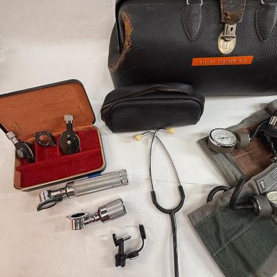 Sale Photo Thumbnail #47: Classic doctor's bag, vintage medical examination items as shown in photos.