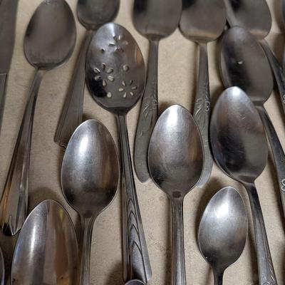 Miscellaneous forks, spoons, and knives