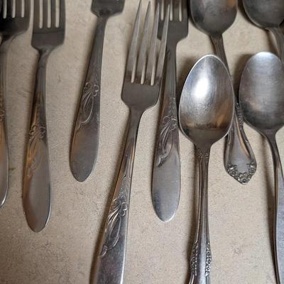 Miscellaneous forks, spoons, and knives