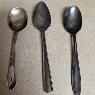Miscellaneous forks, spoons, and knives