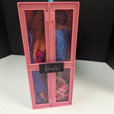 Barbie Dream Closet Fashion Wardrobe Case w/ 1985 Barbie & 1975 Ken