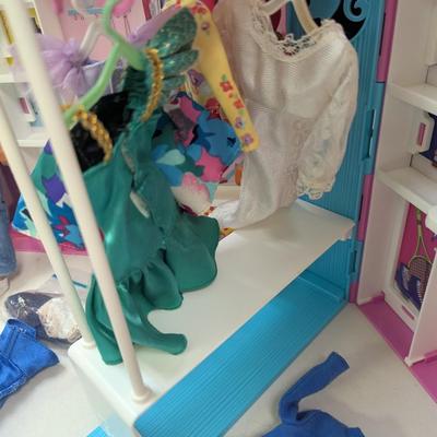 Barbie Dream Closet Fashion Wardrobe Case w/ 1985 Barbie & 1975 Ken