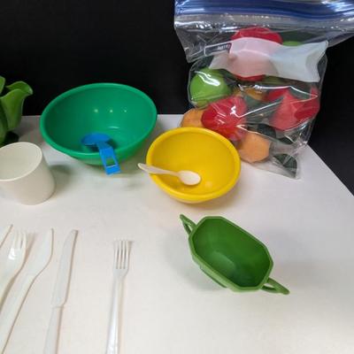 Plastic & Tin Children's Fruits & Veggies & Cups & Bowls
