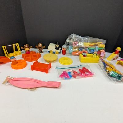 1970's Mattel & Superior Plastic Toys