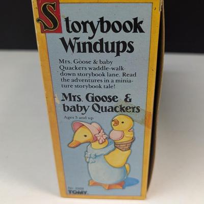 Mrs. Goose & Baby Quackers Storybook Windups