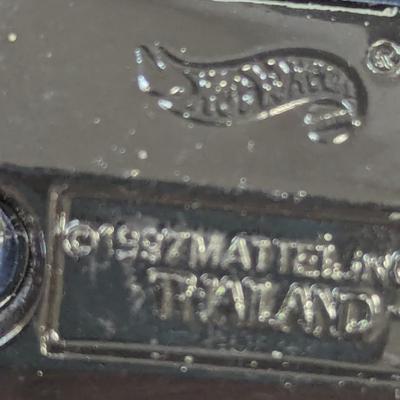 Vintage Die-cast & Tin Toys - Corgi - Dinky Toys Army 1 Ton Cargo Truck