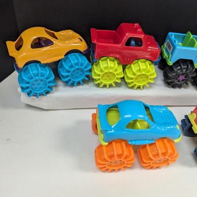 Plastic Battat Mini Monster Trucks w/ Big Wheel Tires