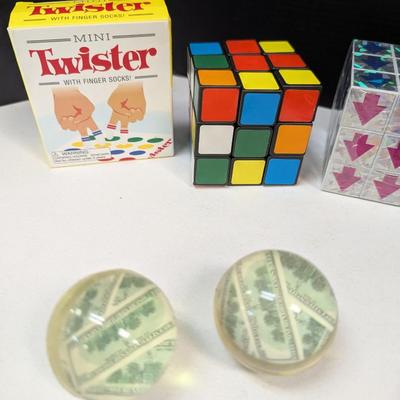 Wooden Bender Puzzle - Card Games - Cubes