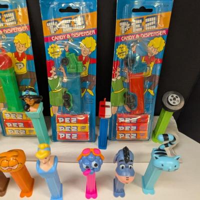 PEZ Candy & Dispensers
