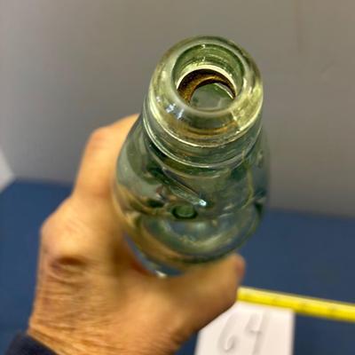 VINTAGE CODD NECK SODA BOTTLE GREEN GLASS W/MARBLE FROM UK COULTHARD HARDMAN