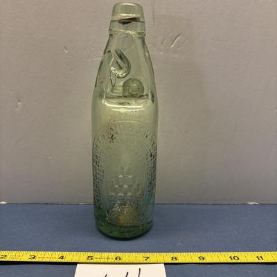 VINTAGE CODD NECK SODA BOTTLE GREEN GLASS W/MARBLE FROM UK COULTHARD HARDMAN
