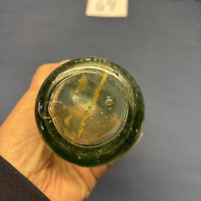 VINTAGE CODD NECK SODA BOTTLE GREEN GLASS W/MARBLE FROM UK COULTHARD HARDMAN