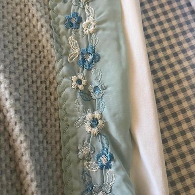 Twin Bedding (B3-BC)