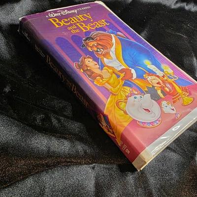 Walt Disney Black Diamond Classics Beauty and the Beast VHS - Original Clamshell Case