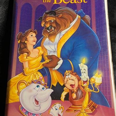 Walt Disney Black Diamond Classics Beauty and the Beast VHS - Original Clamshell Case