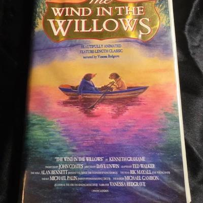 Walt Disney Masterpiece The Wind in the Willows VHS - 1996 Clamshell Case