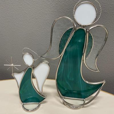 Green and white stain glass angels