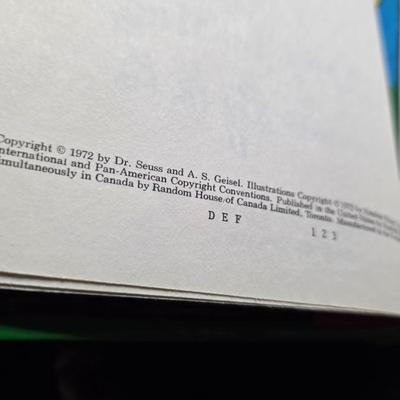 In a People House by Theo. LeSieg (Dr. Seuss) - 1972 Bright and Early Book Illustrated by Roy McKie