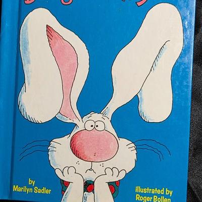 Vintage 1983 It's Not Easy Being a Bunny by Marilyn Sadler | Early Beginner Books Hardcover | P.J. Funnybunny Classic | Bright Blue...