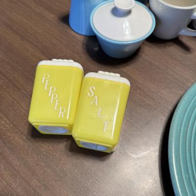 Vintage Kitchen Assortment 286