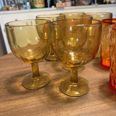 Vintage Glassware 287