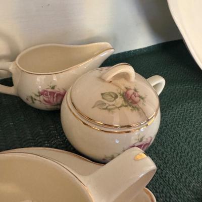 Contents of Kitchen Cabinets 288