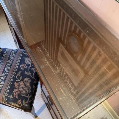 Mahogany Desk and Chair