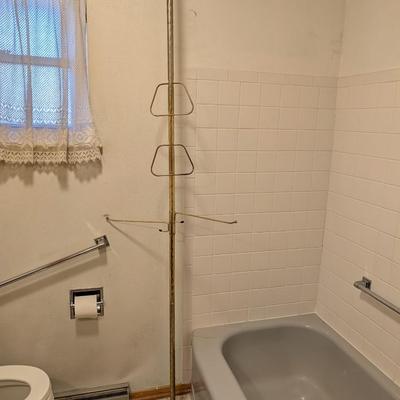 Vintage gold tone towel holder