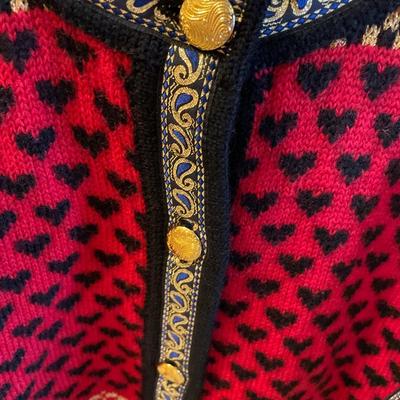 Vrikke wool sweater with tags