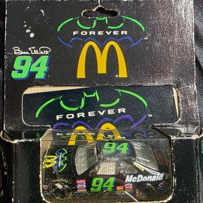 1995 Hot Wheels Bill Elliott #94 McDonald's Batman Forever Ford Thunderbird Diecast | Limited Edition NASCAR Promo | Sealed Original...