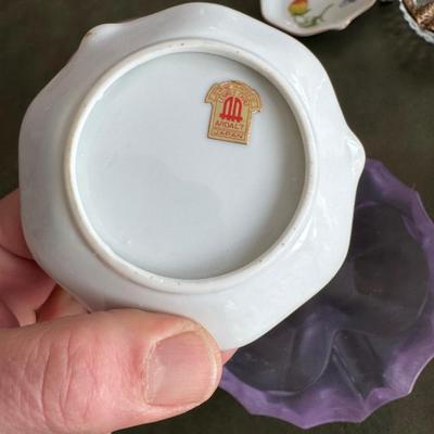 Decorative Glass Ashtrays, Urns and Vases