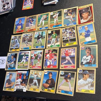 Topps Baseball Cards